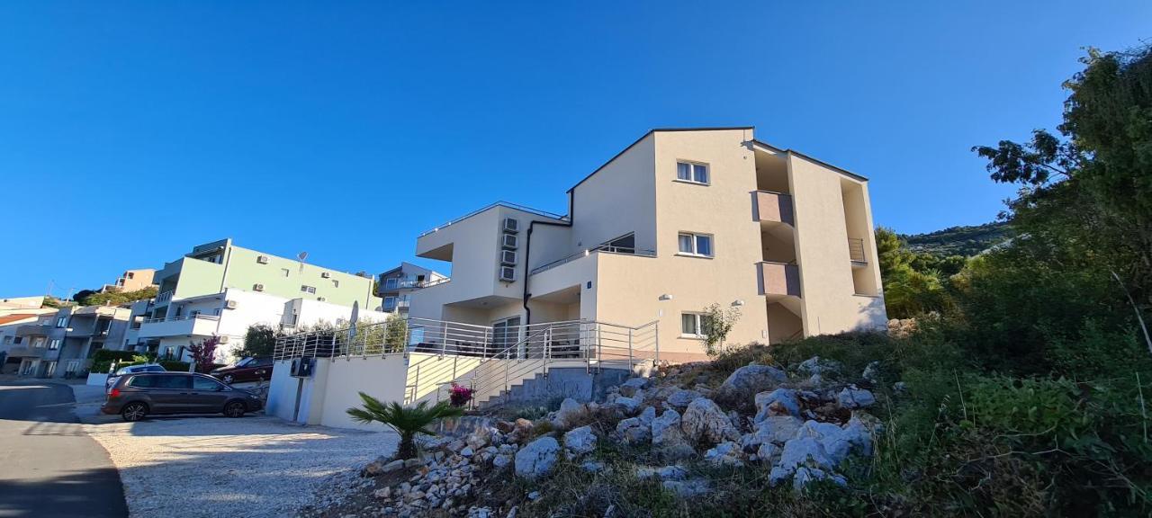 Villa Aninka Komarna Exterior foto